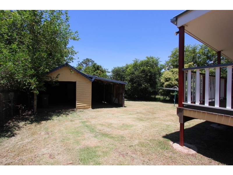 27 Fitzroy St, Kingaroy QLD 4610