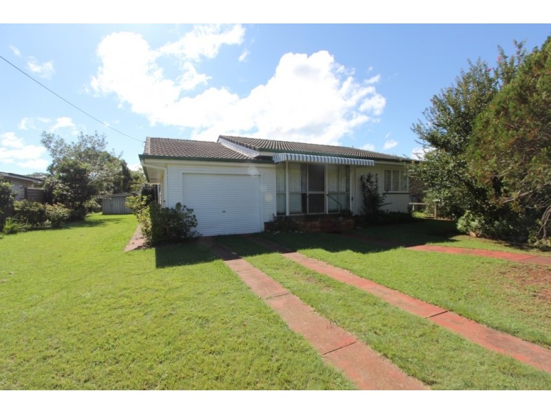 9 Burnett St, Kingaroy QLD 4610