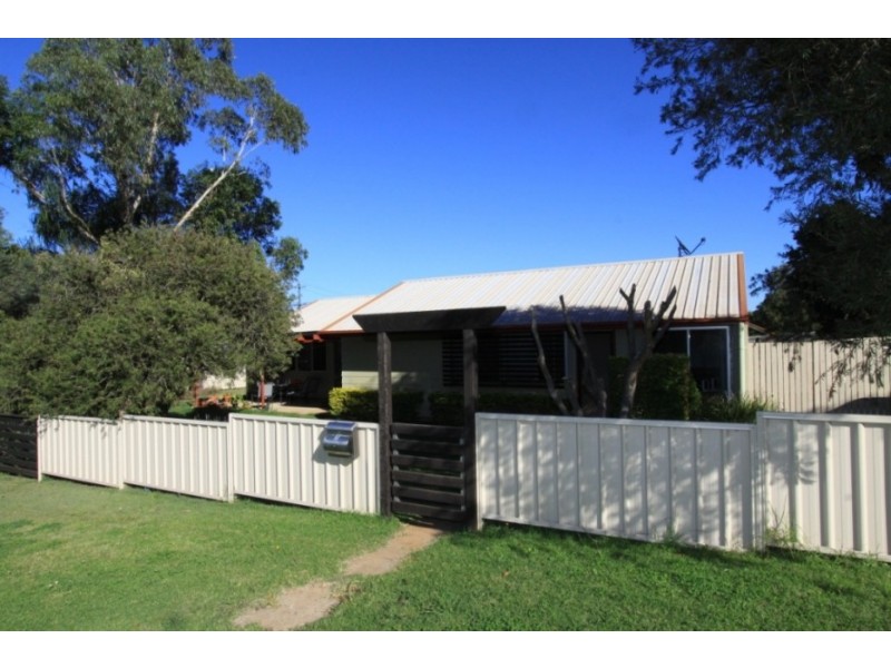 1 Barbara Street, Kingaroy QLD 4610