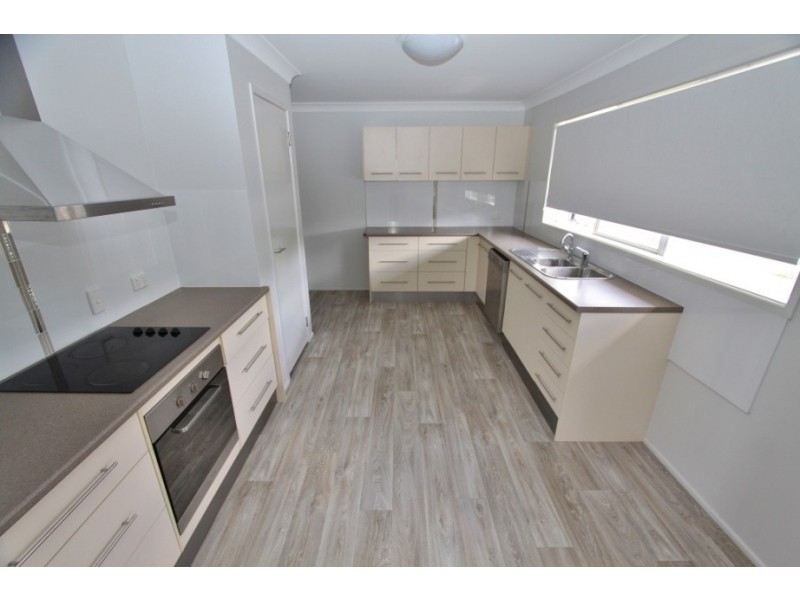 169 Youngman St, Kingaroy QLD 4610
