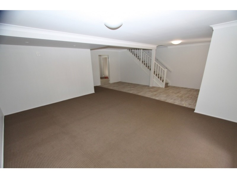 169 Youngman St, Kingaroy QLD 4610