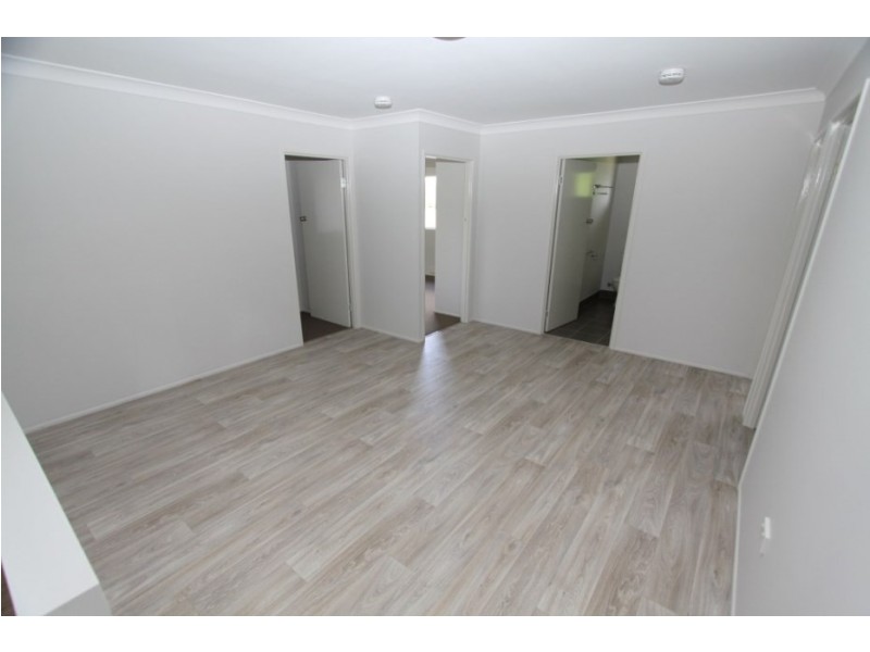 169 Youngman St, Kingaroy QLD 4610