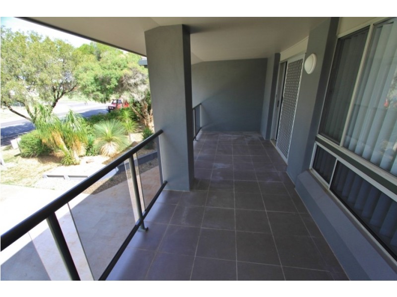 169 Youngman St, Kingaroy QLD 4610