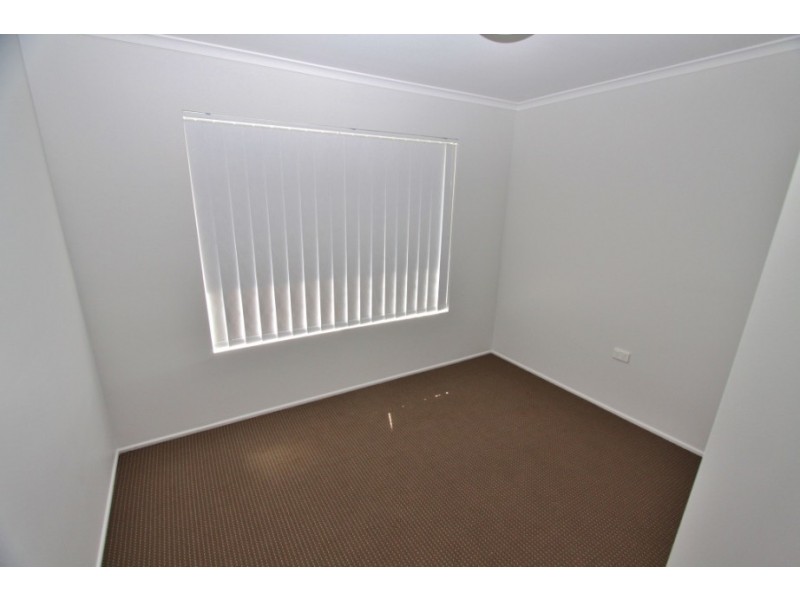 169 Youngman St, Kingaroy QLD 4610