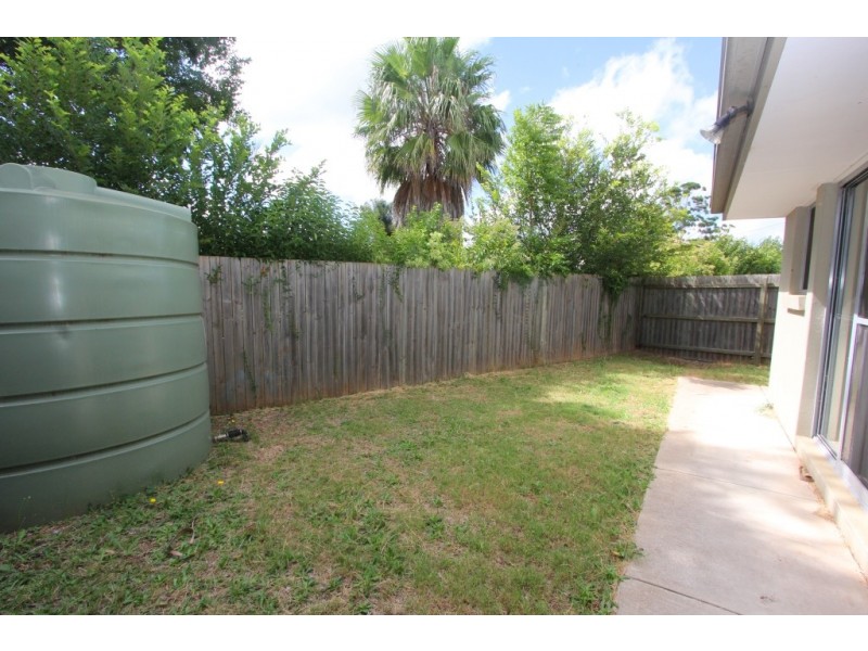 Unit 6, 6 to 8 Gladys St, Kingaroy QLD 4610