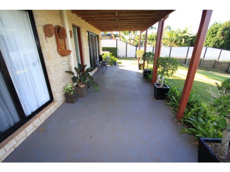 27 Adermann Drive, Kingaroy QLD 4610
