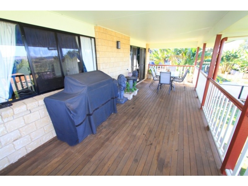 27 Adermann Drive, Kingaroy QLD 4610