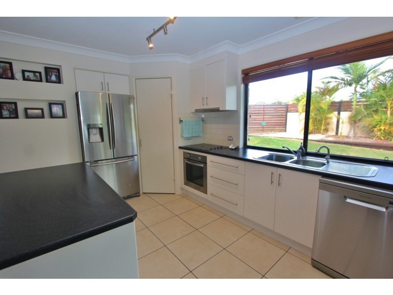 23 Bottlebrush St, Kingaroy QLD 4610