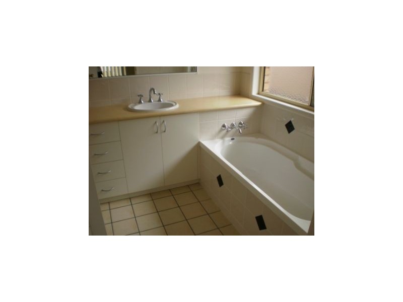 119 Harris Rd, Kingaroy QLD 4610