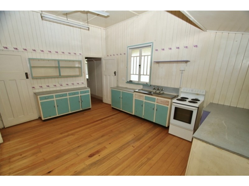 38 Carinya St, Kingaroy QLD 4610