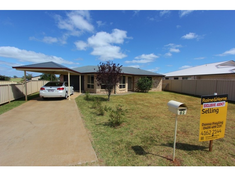 82 Windsor Circle, Kingaroy QLD 4610