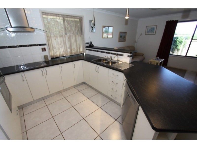 30 Windsor Circle, Kingaroy QLD 4610