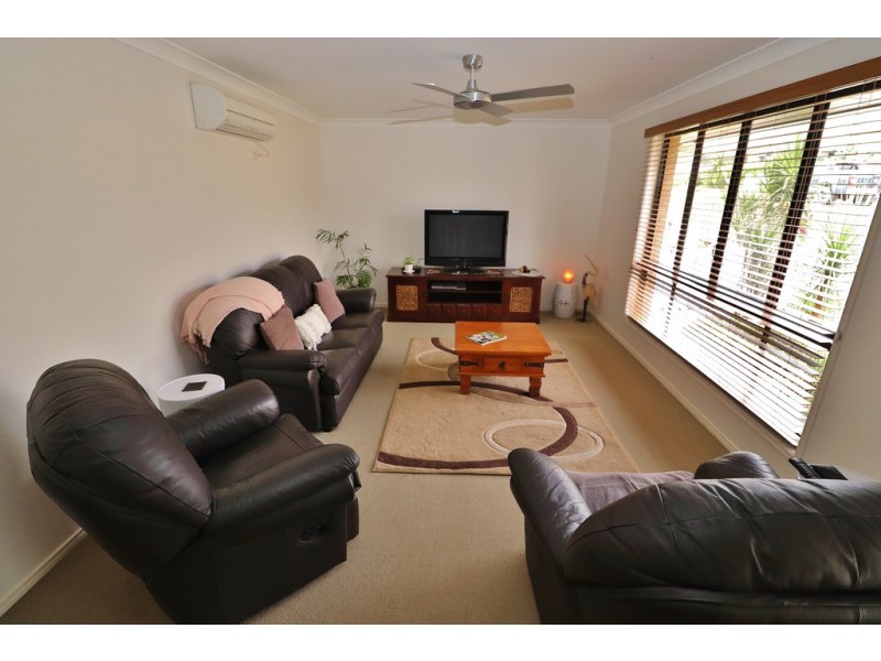 25 Hillview Parade, Kingaroy QLD 4610