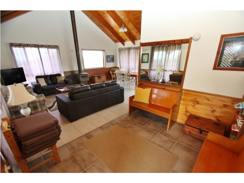 71 Rainforest Drive, Bunya Mountains QLD 4405