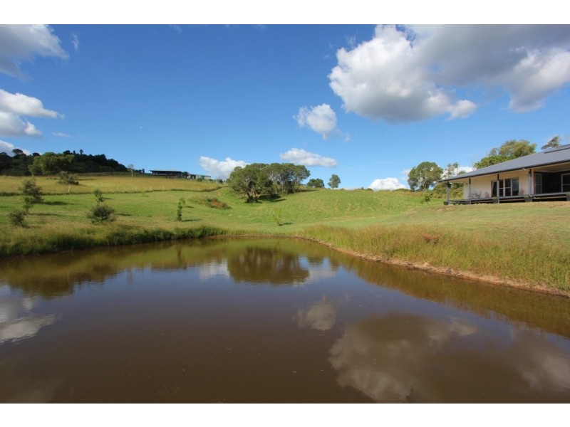 4 South Kerton Rd, Nanango QLD 4615
