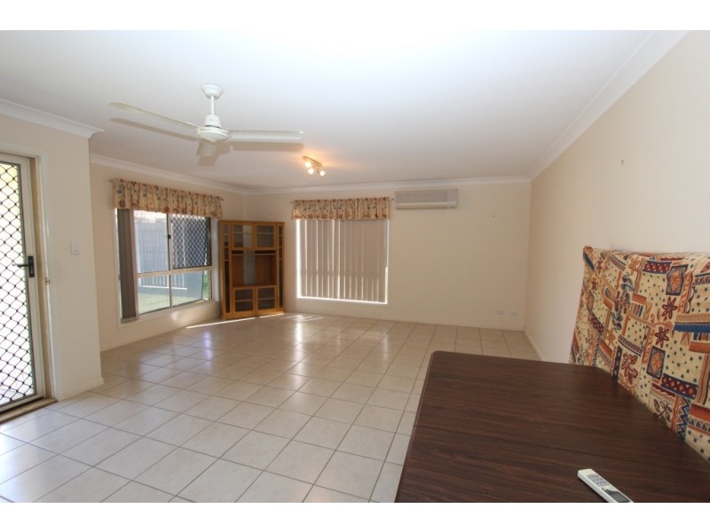 Unit 1, 46 Burnett St, Kingaroy QLD 4610