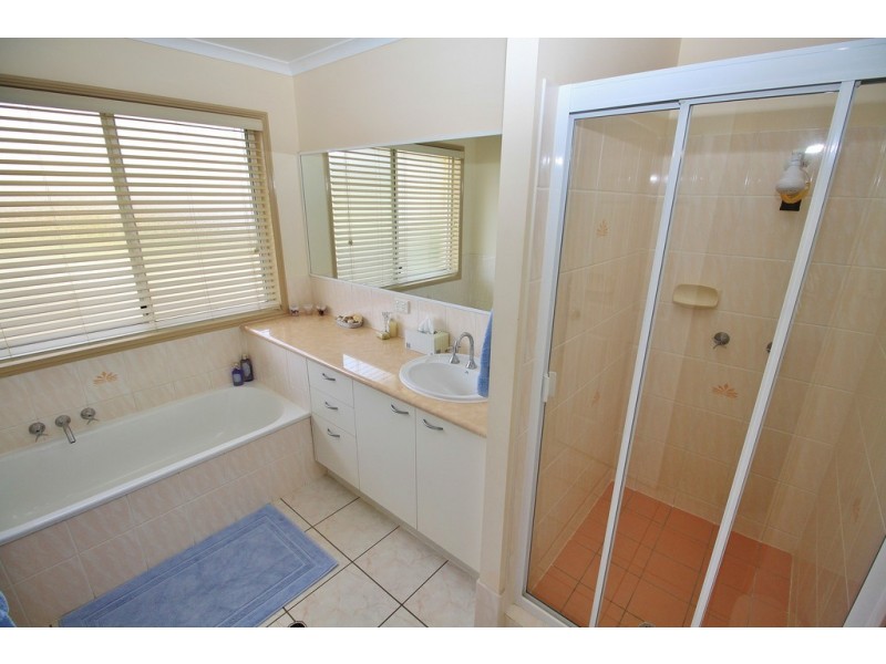 38 Adermann Drive, Kingaroy QLD 4610