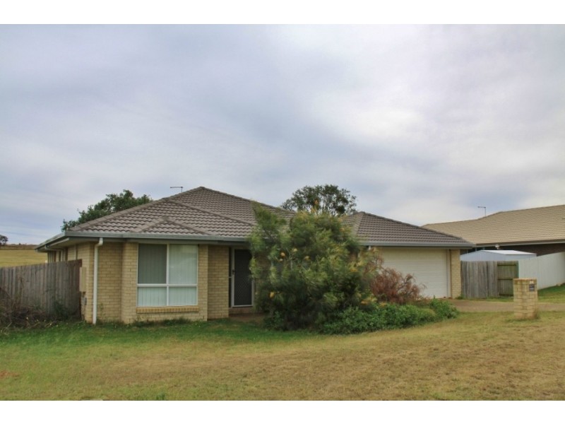 76 Buckingham Street, Kingaroy QLD 4610