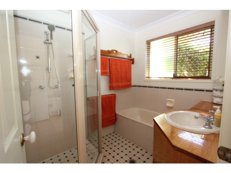 8 Wieden, Kingaroy QLD 4610