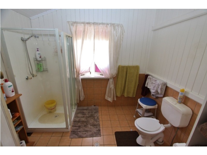 17 River Road, Kingaroy QLD 4610