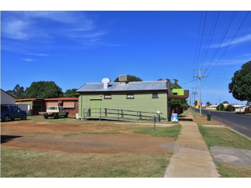 17 River Road, Kingaroy QLD 4610