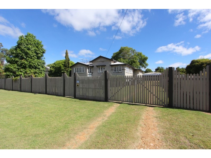 35 First Ave, Kingaroy QLD 4610