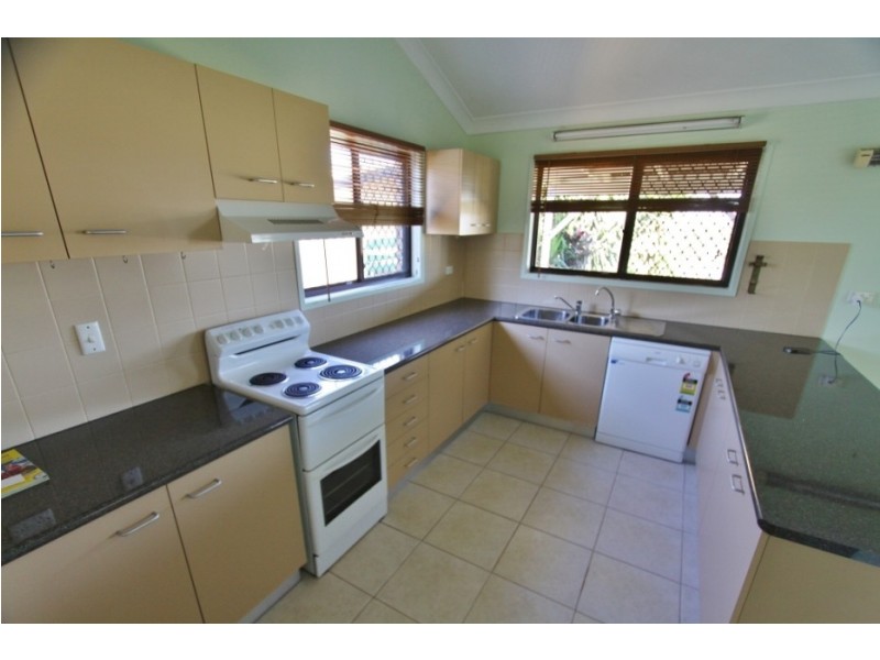 20 Fairview Drive, Kingaroy QLD 4610