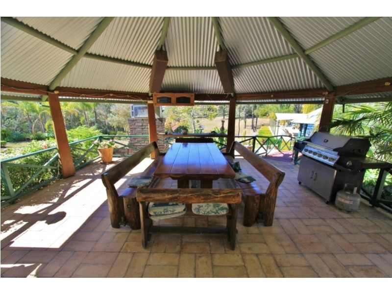 323 McAuliffes Road, Booie QLD 4610