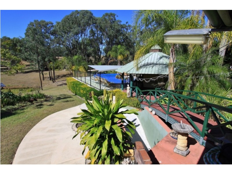 323 McAuliffes Road, Booie QLD 4610