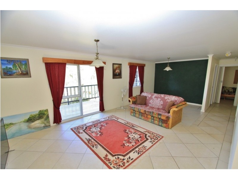 323 McAuliffes Road, Booie QLD 4610