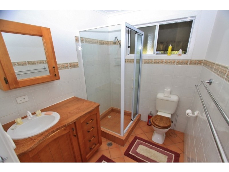 323 McAuliffes Road, Booie QLD 4610