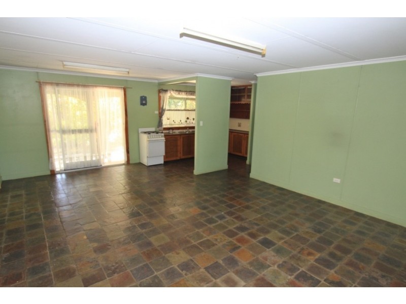 323 McAuliffes Road, Booie QLD 4610