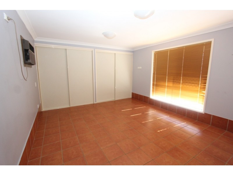 10 Joseph St, Kingaroy QLD 4610