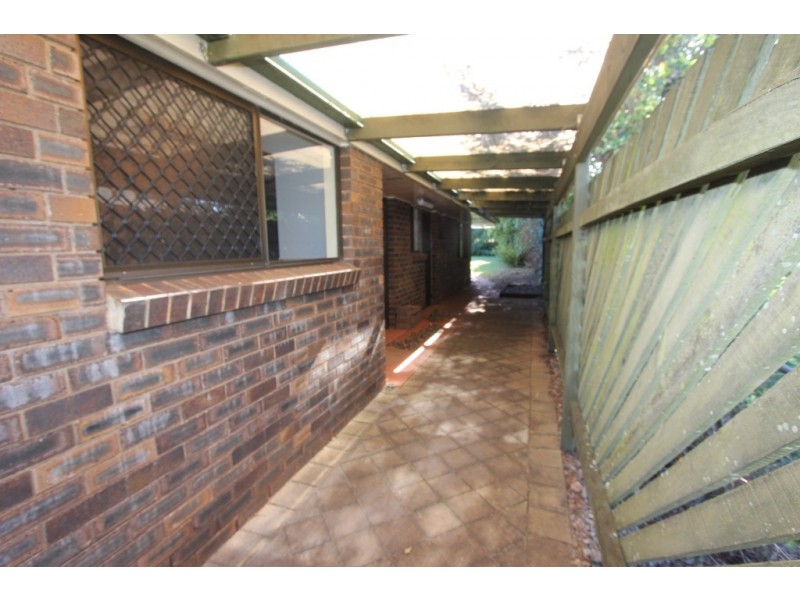 10 Joseph St, Kingaroy QLD 4610