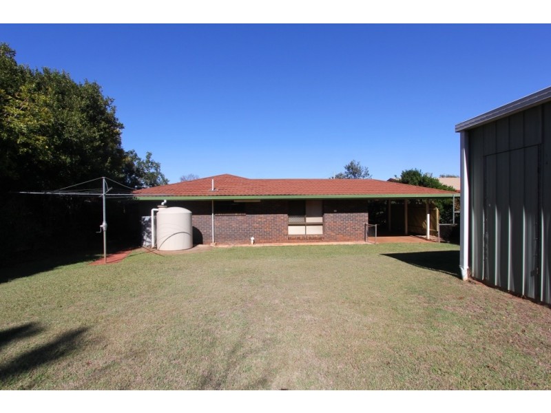 10 Joseph St, Kingaroy QLD 4610