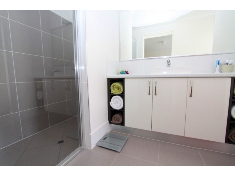 11 Allan Place, Kingaroy QLD 4610