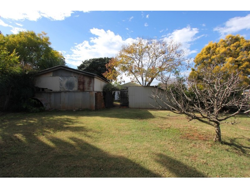 11 Norman St, Kingaroy QLD 4610