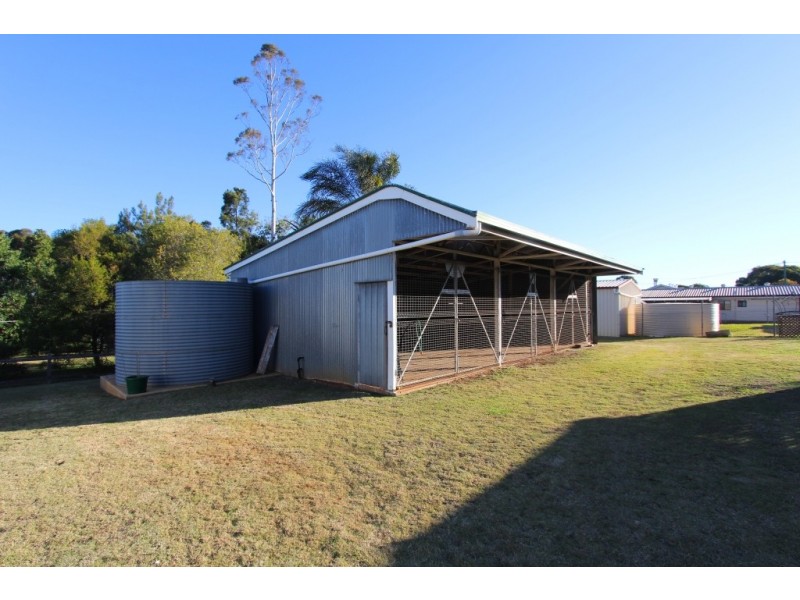 11 Gabbee St, Kingaroy QLD 4610
