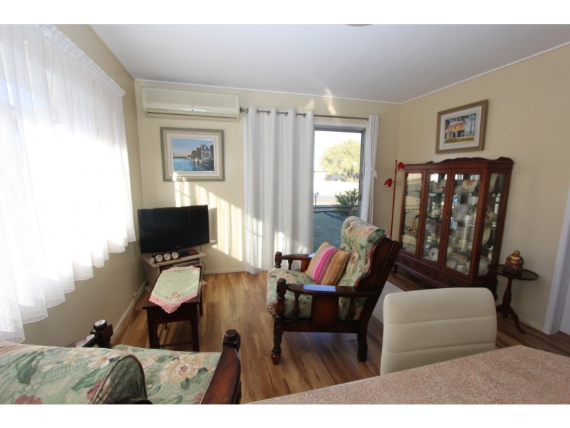 11 Gabbee St, Kingaroy QLD 4610