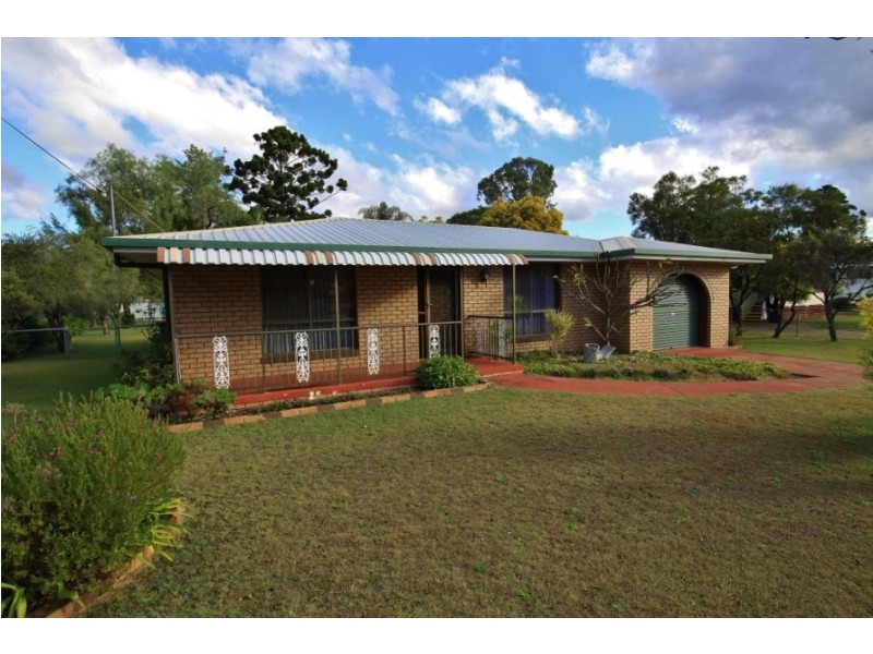 5 Knight Street, Kingaroy QLD 4610