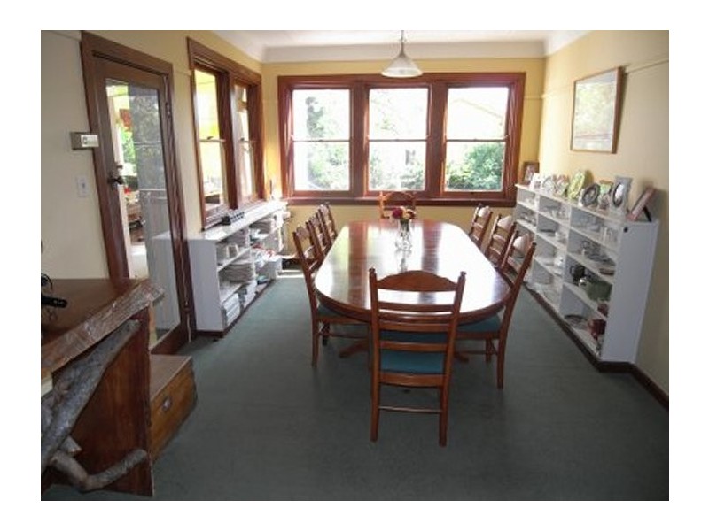 8 BURRUNDULLA AVE, Mudgee NSW 2850