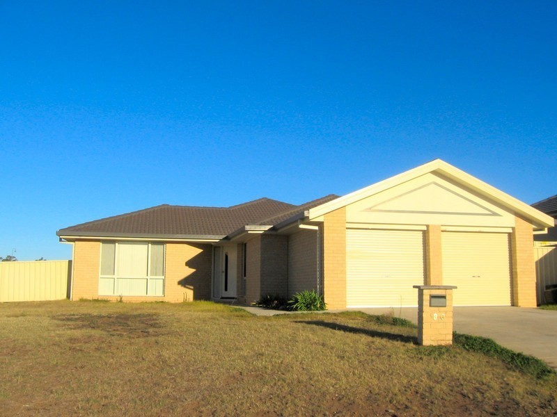 30 HARDY CRESCENT, Mudgee NSW 2850
