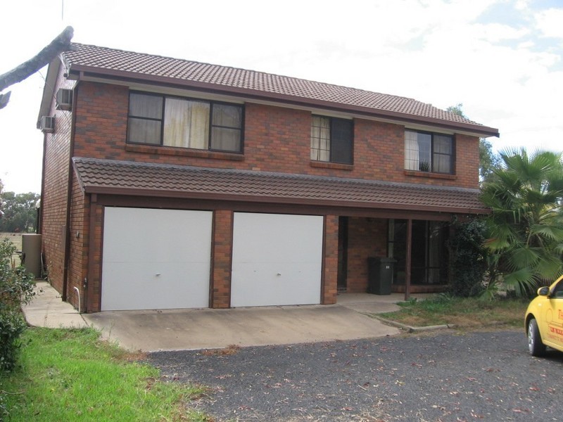 11 Mulgoa Way, Mudgee NSW 2850