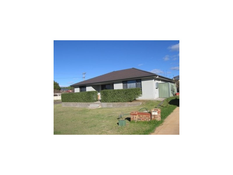 1 BASKERVILLE DRIVE, Mudgee NSW 2850