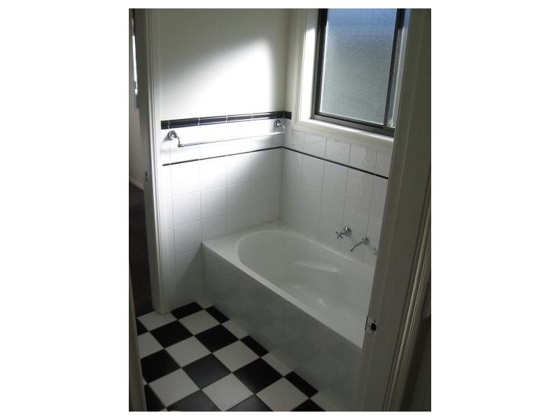 1 BASKERVILLE DRIVE, Mudgee NSW 2850