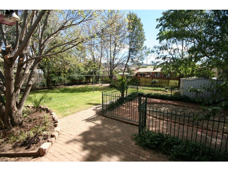 8 Catleen Crescent, Mudgee NSW 2850