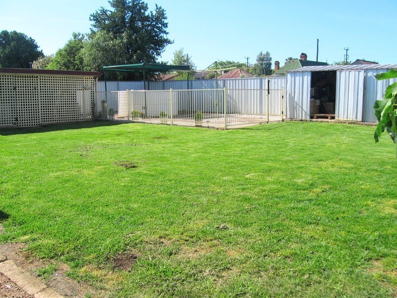 13 Belmore Street, Mudgee NSW 2850