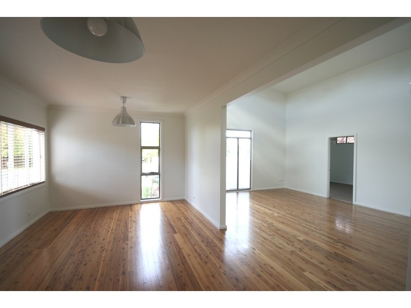 2  Lawson Street, Mudgee NSW 2850