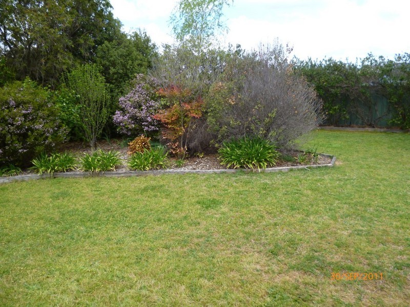 17 Woodside Close, Mudgee NSW 2850