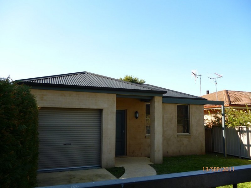 12 Cedar Avenue, Mudgee NSW 2850